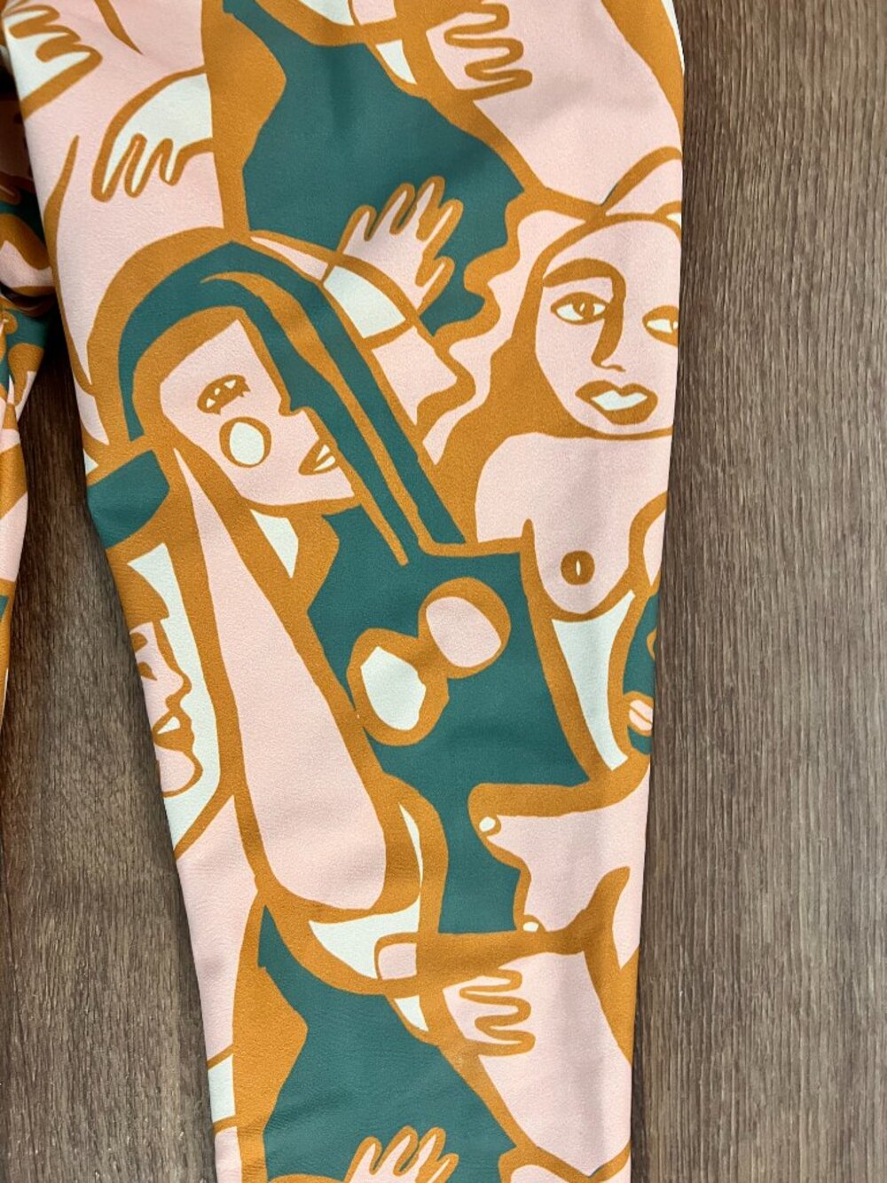Dazey LA Anthropologie Mod Abstract Art Printed Leggings Sz S - Picture 3 of 6